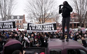 Student organizers rally their classmates to protest the police killing of Amir Locke in 2022.