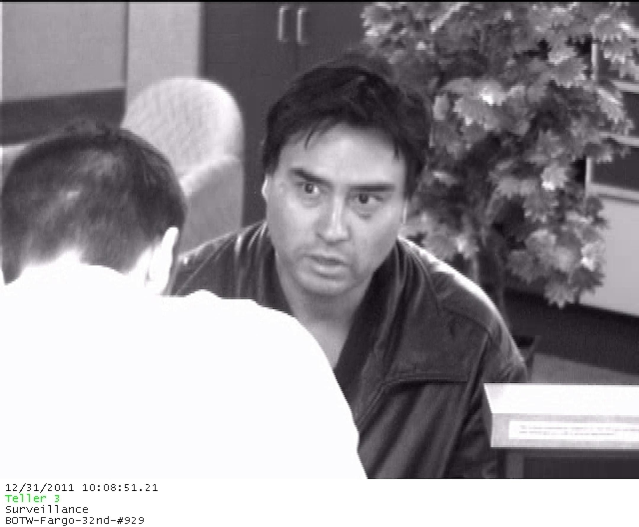 Bank robber at Bank of the West in Fargo