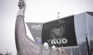Vikings coaching legend Bud Grant, who died Saturday, was honored on the video screens outside U.S. Bank Stadium in Minneapolis Sunday afternoon, Marc