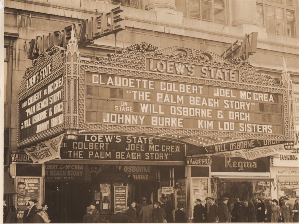 The Kim Loo Sisters performed at Loew's State Theatre on Broadway in New York City, circa 1943.