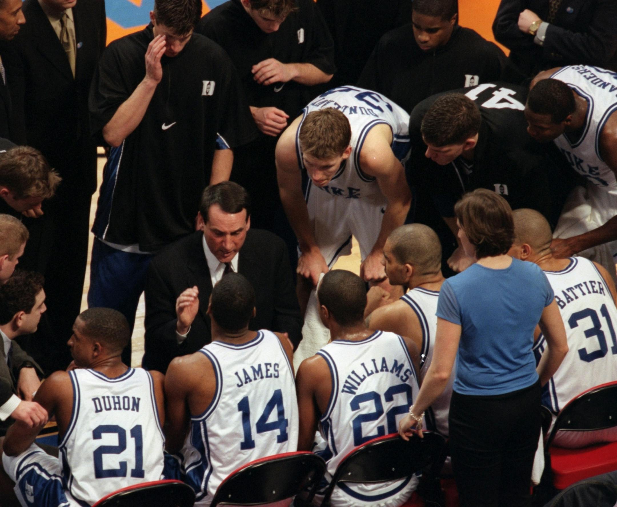 Duke Coach Mike Krzyzewski talks to his team during play against the University of Maryland in the 2001 Final Four. (Carlos Gonzalez/Star Tribune)