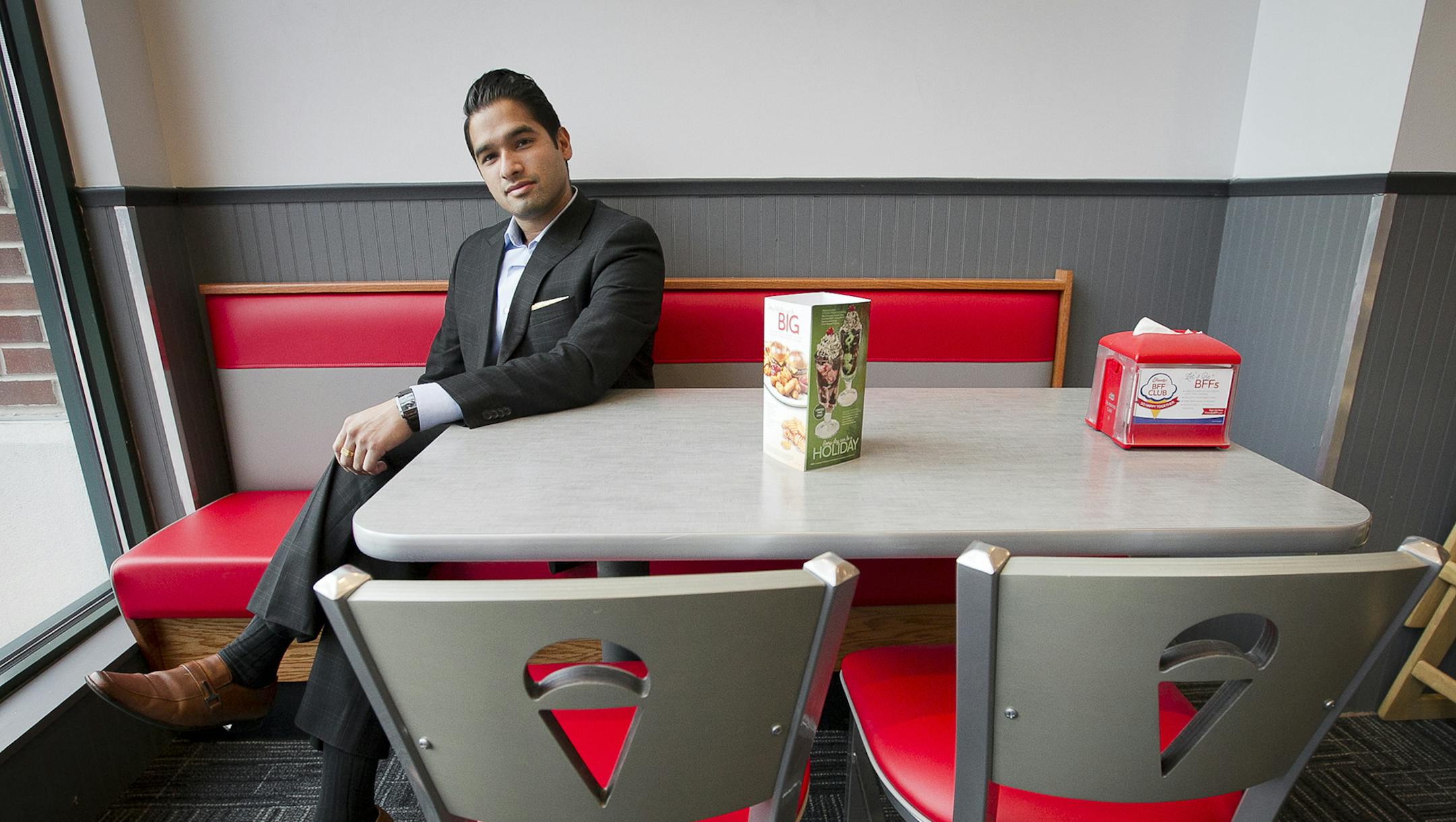 Amol R. Kohli will soon open his 10th Friendly's restaurant. His most recent, pictured here, is at the Voorhees Town Center in Voorhees Township, N.J. The 27-year-old Drexel University graduate opted for work as a restaurant franchisee after first considering Wall Street. (Alejandro A. Alvarez/Philadelphia Inquirer/TNS) ORG XMIT: 1178682