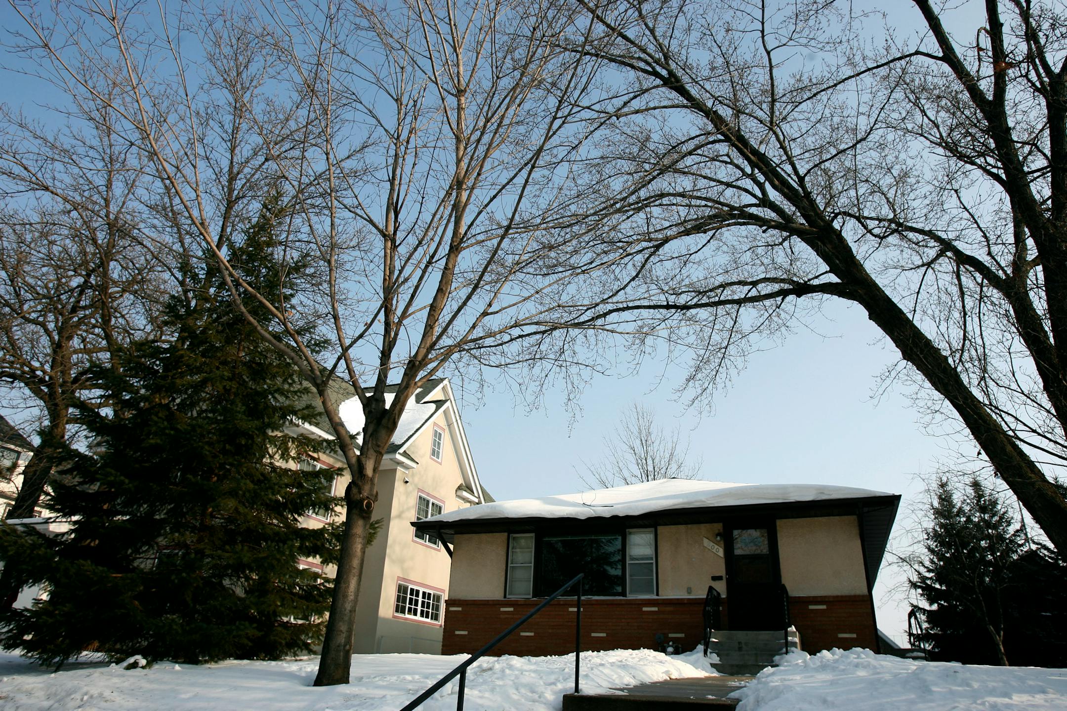 It looks just like any other house in this St. Paul neighborhood, but this recently remodeled "green" house has a new metal roof with a 50-year guarantee that can be recycled when it's time to replace it, and other eco-friendly features aimed at showing students and neighbors how easy it is to be green.