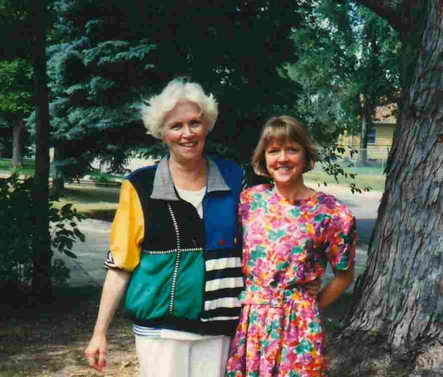 The author's mother, at left, and her long-lost sister in 1994.