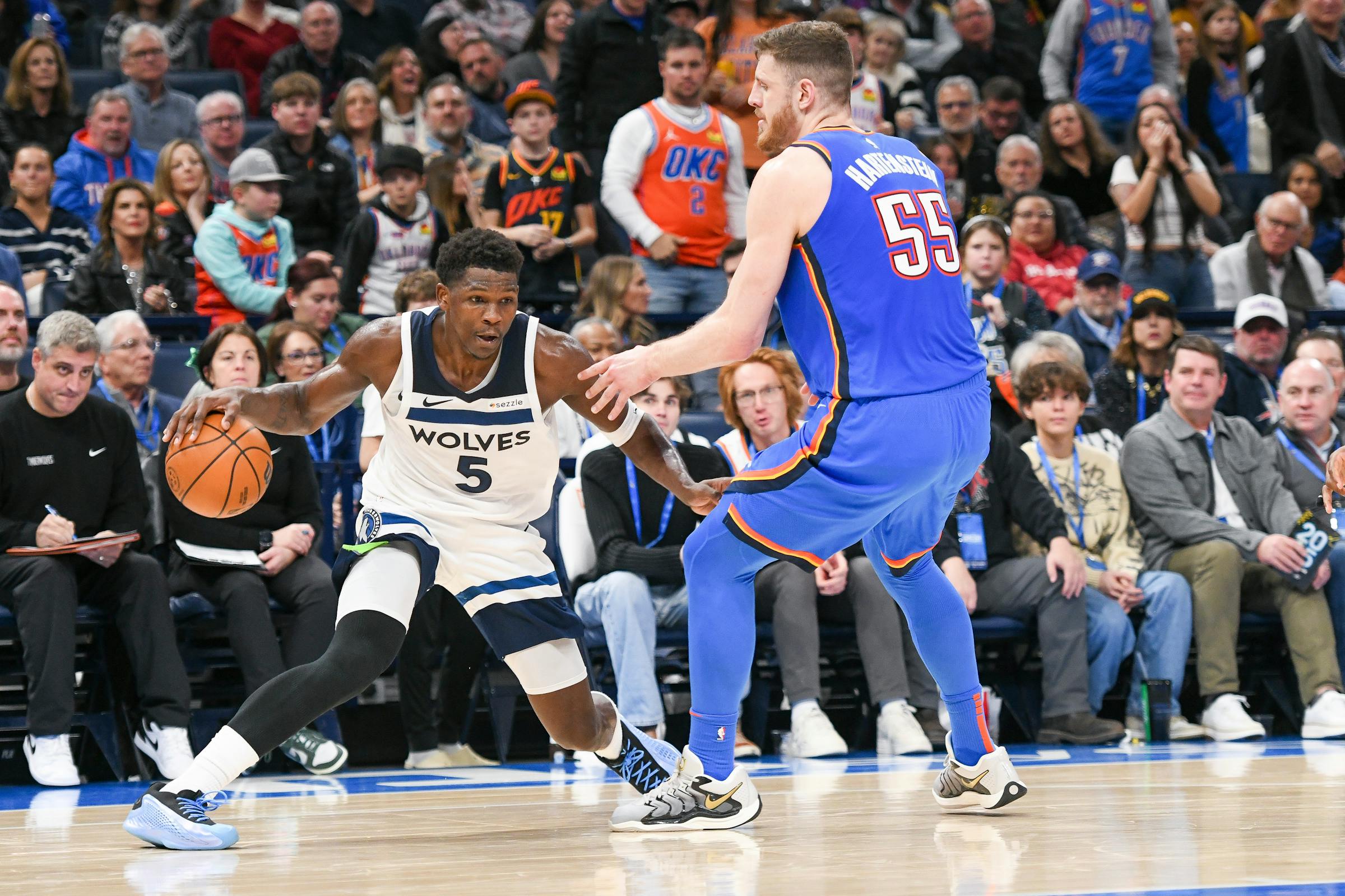 Wolves struggle to recover from disastrous third quarter against Thunder