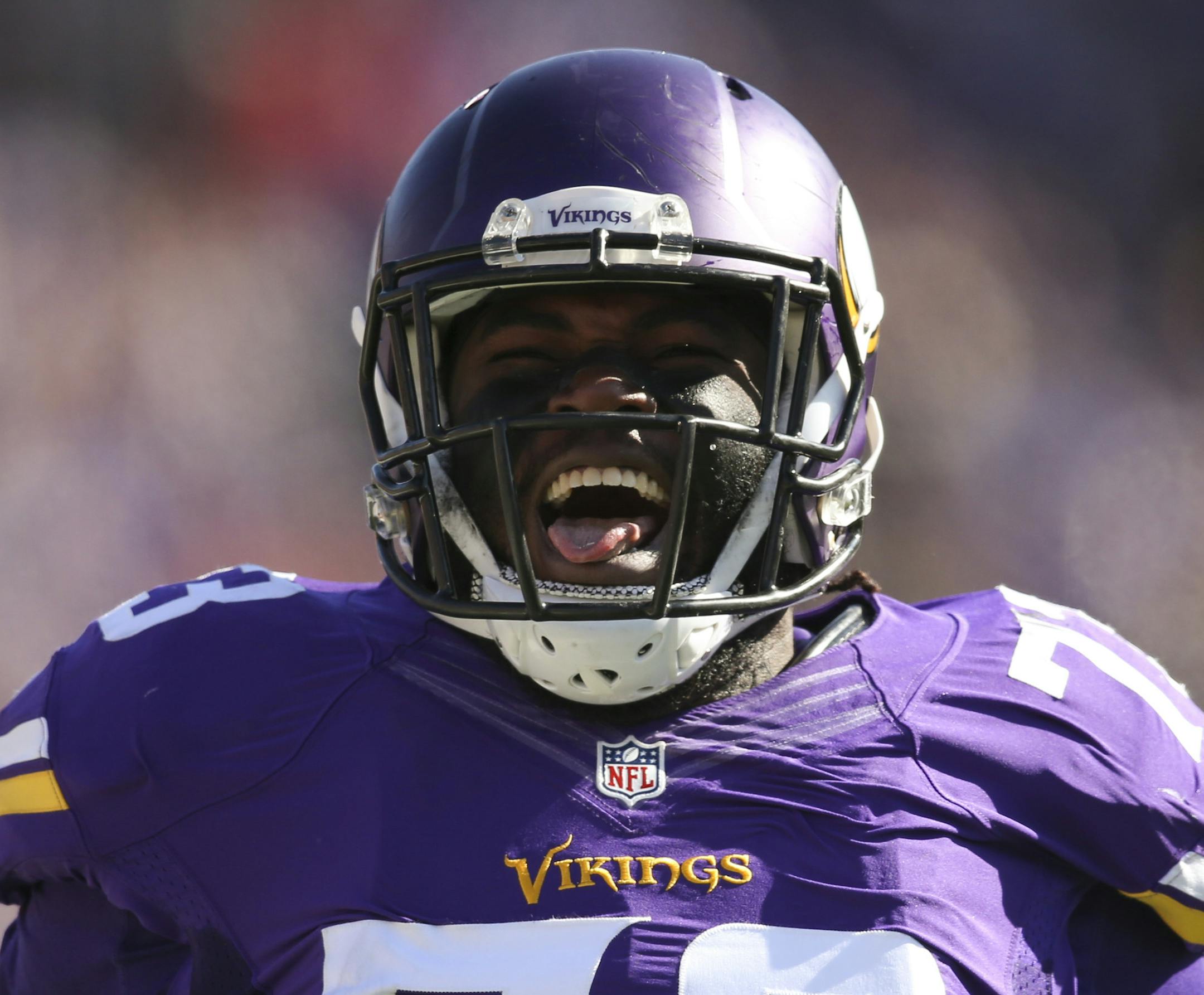 Vikings defensive tackle Sharrif Floyd (73) celebrated after he and Vikings defensive end Danielle Hunter (99) stopped Kansas City quarterback Alex Smith (11) after he scrambled for a three yard gain in the second quarter Sunday afternoon. ] JEFF WHEELER ï jeff.wheeler@startribune.com The Minnesota Vikings faced the Kansas City Chiefs in an NFL football game Sunday afternoon, October 18, 2015 at TCF Bank Stadium in Minneapolis.