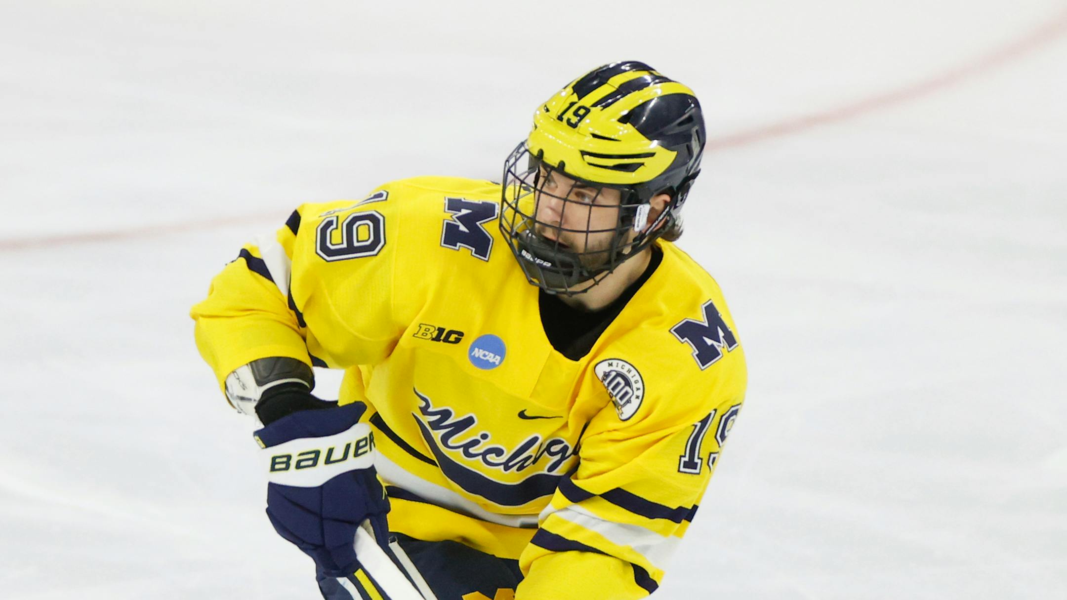 Michigan's Adam Fantilli skates against Colgate during an NCAA hockey game on Friday, March 24, 2023 Allentown, Penn. (AP Photo/Jason E. Miczek)