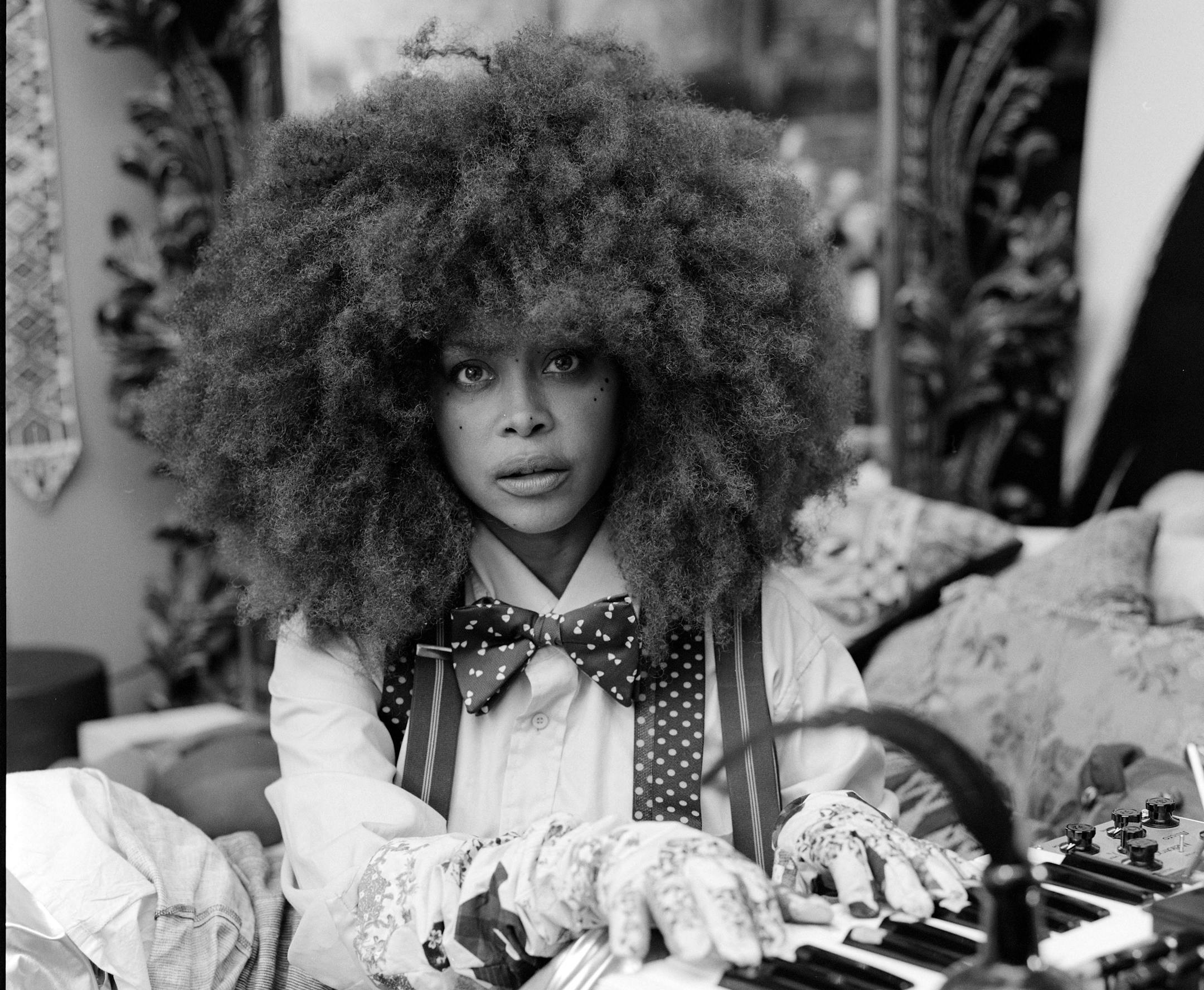 Erykah Badu at her home in Dallas, July 9, 2020. Badu has always been a boss, but now sheÕs closer to a CEO. When the Covid-19 pandemic halted concerts and the music industry scrambled to adapt, the iconoclastic neo-soul singer and songwriter created a new artistic and business model, creating her own interactive streaming network less than two weeks after the country began shutting down this spring. (Rahim Fortune/The New York Times)