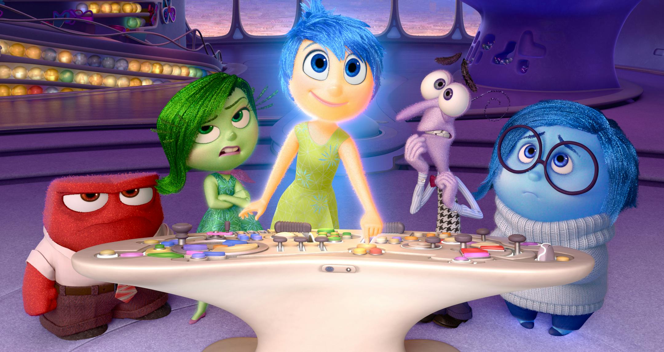 DisneyïPixar's "Inside Out" takes us to the most extraordinary location yet - inside the mind of Riley. Like all of us, Riley is guided by her emotions - Anger (voiced by Lewis Black), Disgust (voiced by Mindy Kaling), Joy (voiced by Amy Poehler), Fear (voiced by Bill Hader) and Sadness (voiced by Phyllis Smith). The emotions live in Headquarters, the control center inside Riley's mind, where they help advise her through everyday life. Directed by Pete Docter and produced by Jonas Rivera, "