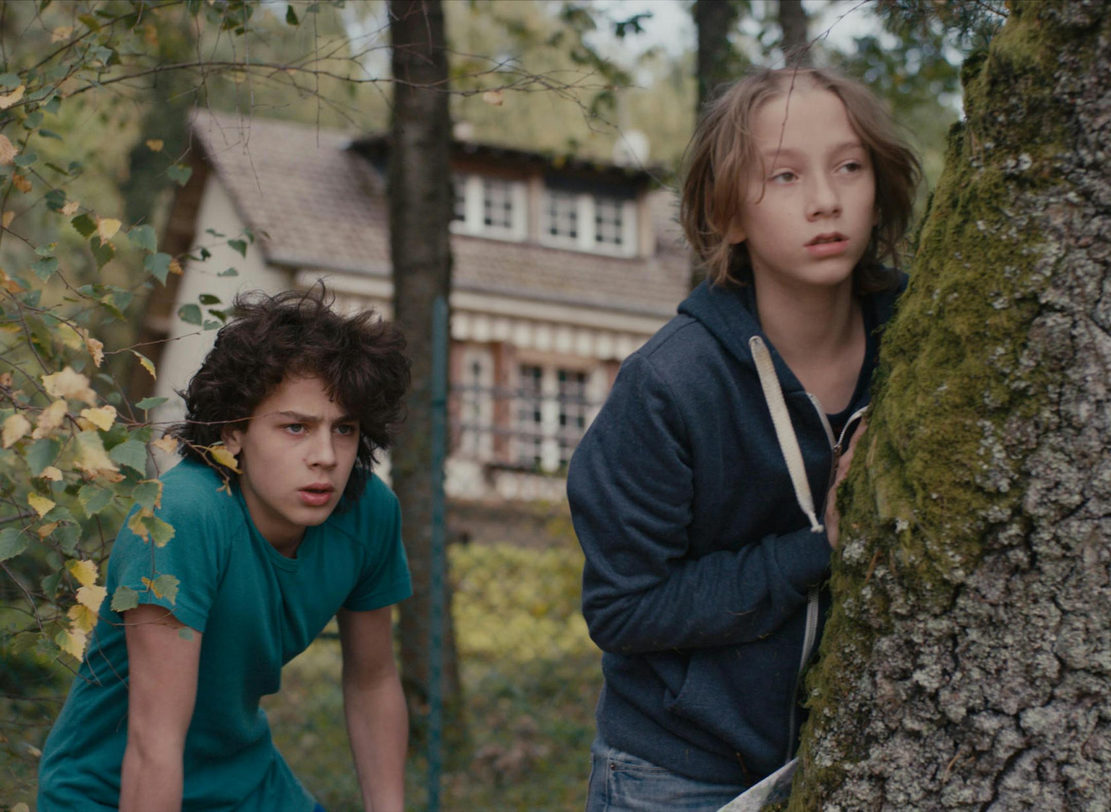 Theophile Baquet and Ange Dardent in "Microbe & Gasoline."