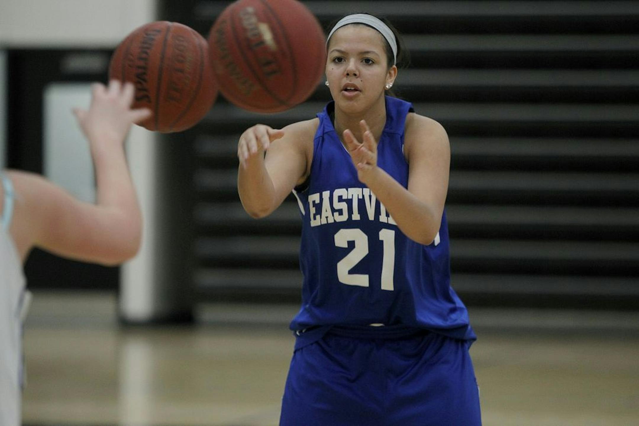 Senior captain Tyra Johnson ran through drills during a morning practice on Dec. 31. The Lightning has started off 11-0 after returning just one starter, Madison Guebert, from last season. Photo by Elizabeth Flores • eflores@startribune.com