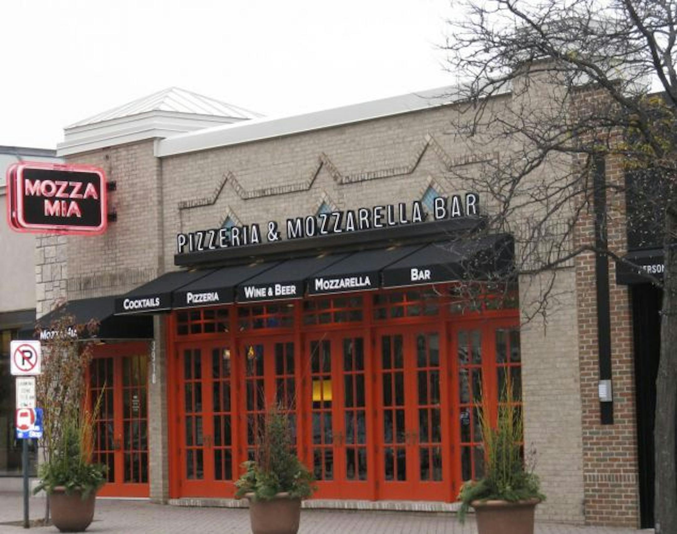 Mozza Mia at 50th and France.