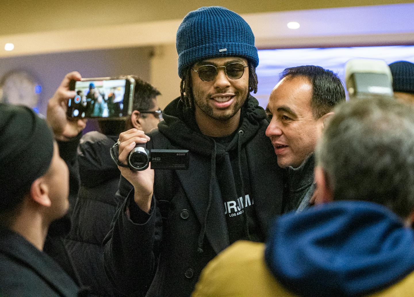 D'Angelo Russell, the newest Timberwolves player, arrived at the Signature wing of MSP airport. He was greeted by Timberwolves President Gersson Rosas.