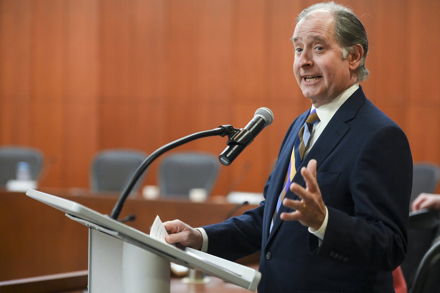 Charlie Zelle, newly sworn-in Metropolitan Council Chair, spoke to attendees of his swearing-in ceremony Wednesday. ] Aaron Lavinsky • aaron.lavinsky@startribune.com Charlie Zelle, the new Metropolitan Council chair, was sworn by Lt. Gov. Peggy Flanagan on Wednesday, Jan. 8, 2020 in the council chambers in St. Paul, MInn.