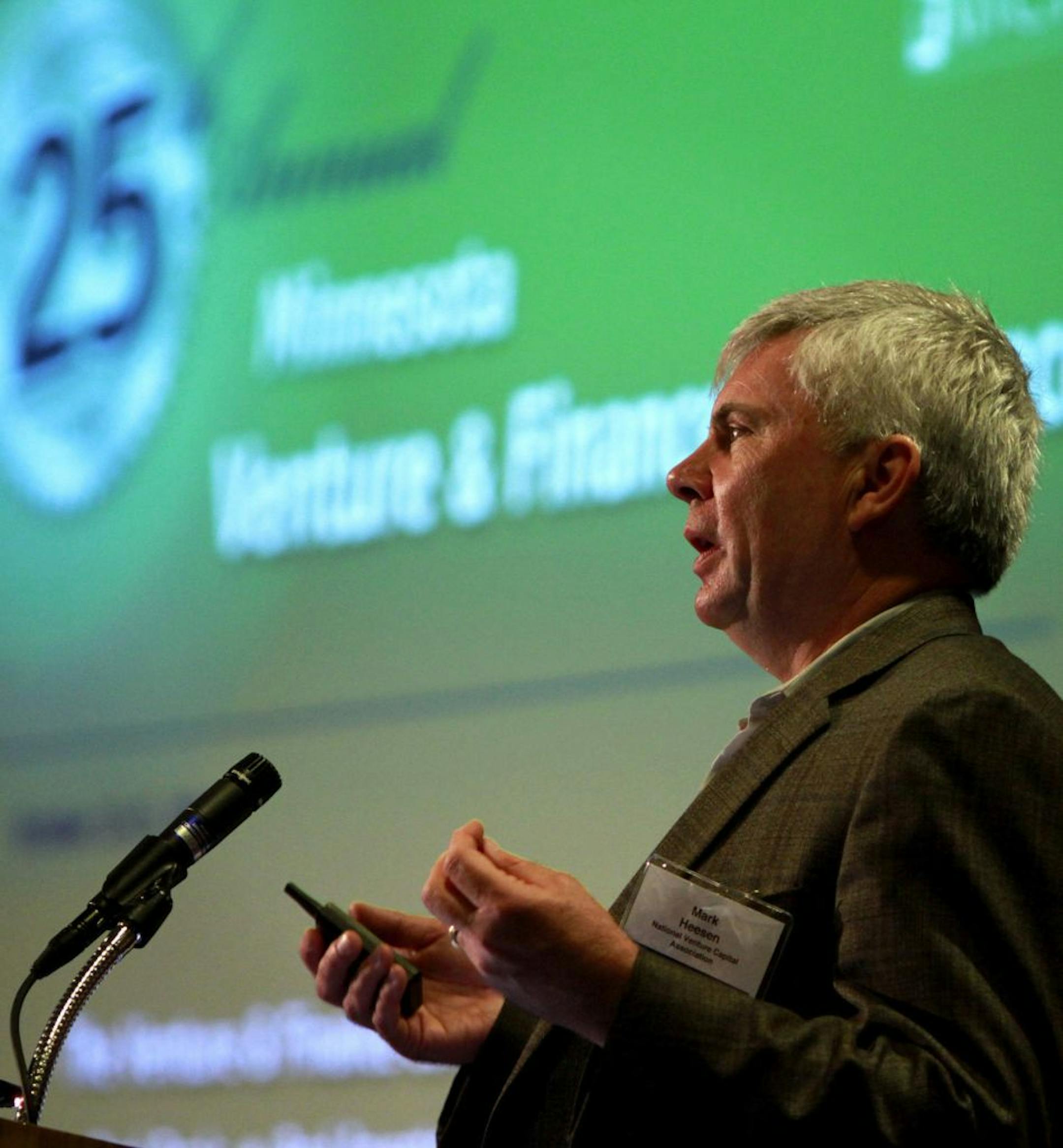 HENNEPIN-MINNEAPOLIS-10/13/2011 Mark Heesen, President of the National Venture Capital Association, addresses attendees of the 25th Annual Minnesota Venture & Finance Conference Thursday October 13, 2011, at the Minneapolis Convention Center. Special to the Star Tribune/ Kathy M Helgeson