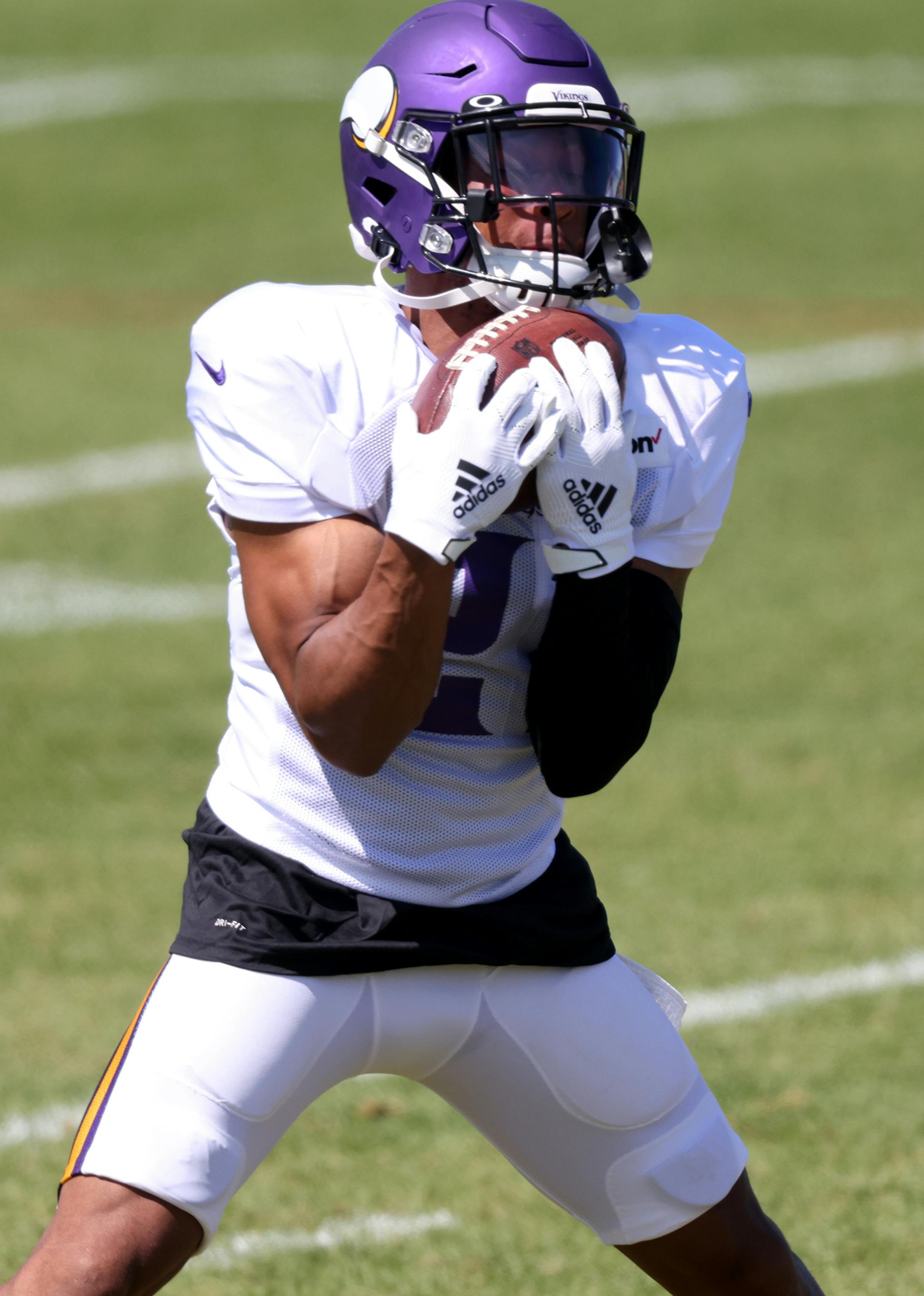 Minnesota Vikings Mike Hughes (21) during practice on Tuesday.