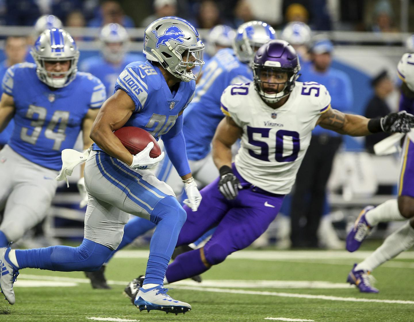 Vikings linebacker Eric Wilson prepared to stop the Lions' Jamal Agnew on a punt return Sunday, when Wilson had seven tackles on defense and two more on special teams.