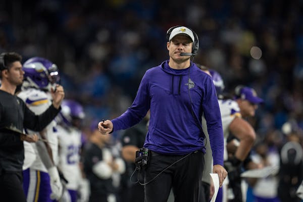Souhan: O'Connell's decisions cost Vikings dearly in loss to Lions