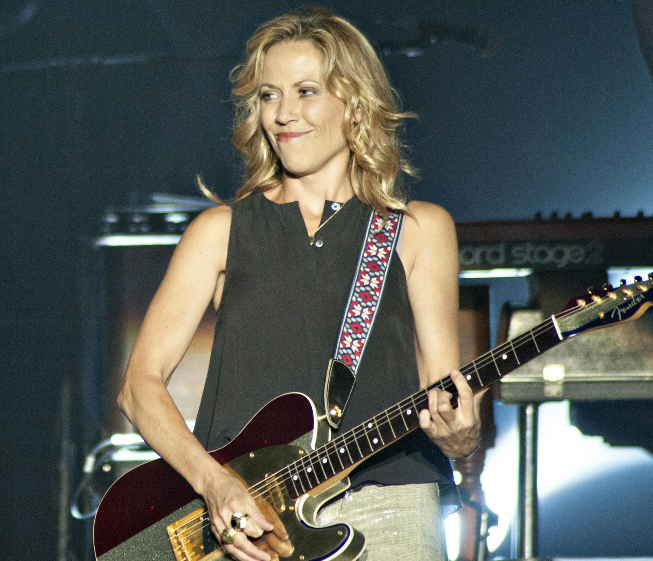 Sheryl Crow performs at Mystic Lake Casino on June 28, 2013. Photo by Leslie Plesser. ORG XMIT: MIN1307011146310681