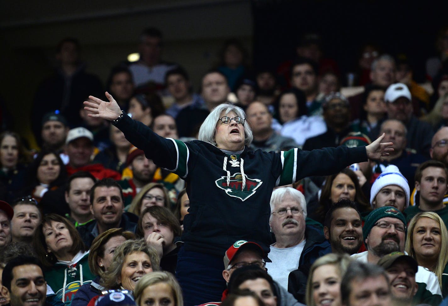 A Minnesota Wild fan calls for the firing of head coach Mike Yeo late in the third period of a 4-2 loss against the Boston Bruins at Xcel Energy Center in St. Paul, Minn., on Saturday, Feb. 13, 2016. (Aaron Lavinsky/Minneapolis Star Tribune/TNS) ORG XMIT: 1180697