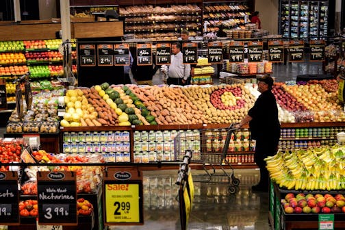 Cub Foods and other Minnesota grocers are giving raises to hourly workers because of the extra work and sales as shoppers stock their homes to hunker down against coronavirus.
