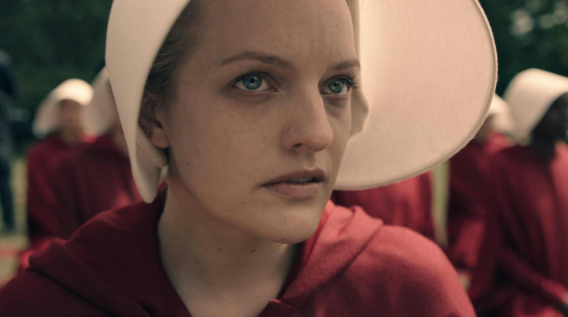 Elisabeth Moss in "The Handmaid's Tale." (Hulu) ORG XMIT: 1200610