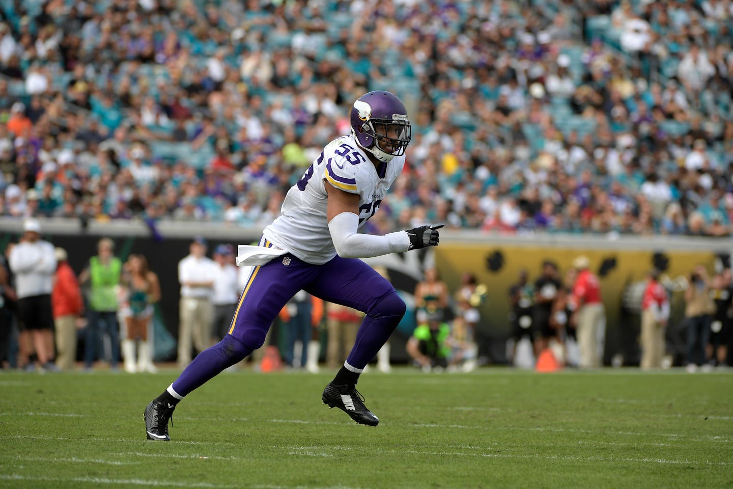 Vikings outside linebacker Anthony Barr