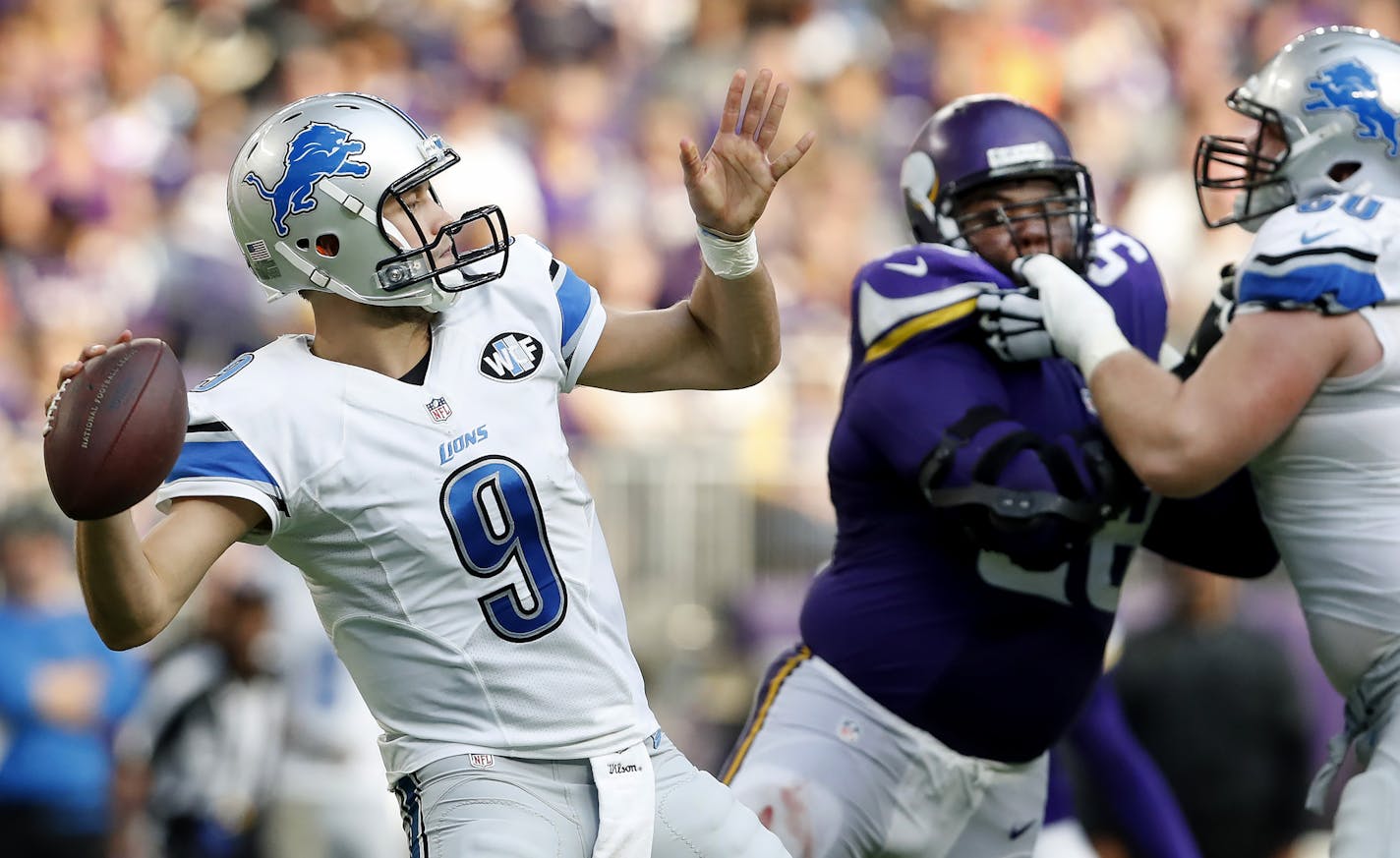 Lions quarterback Matthew Stafford attempted a pass in the fourth quarter. ] CARLOS GONZALEZ cgonzalez@startribune.com - November 6, 2016, Minneapolis, MN, US Bank Stadium, NFL, Minnesota Vikings vs. Detroit Lions