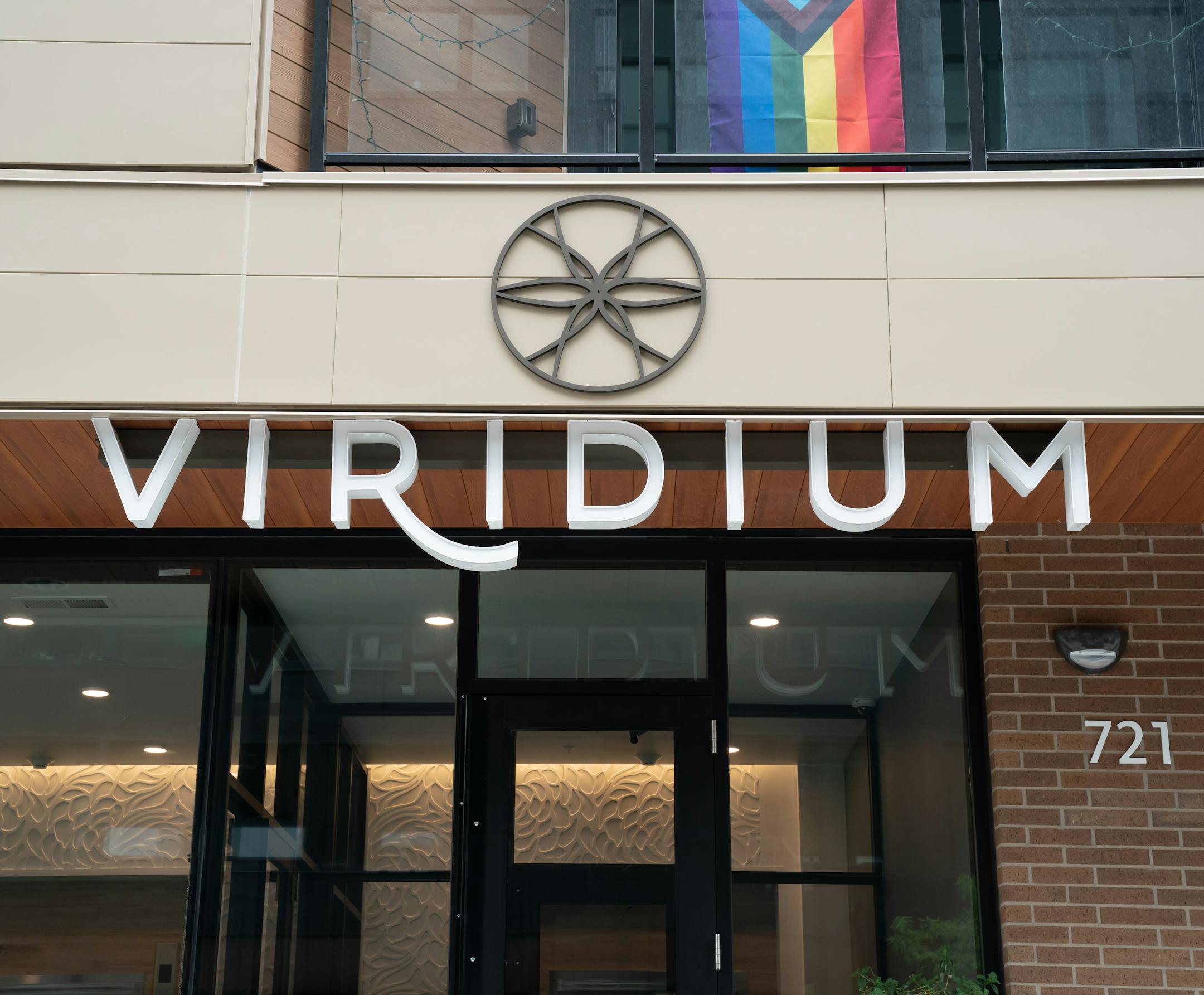 Viridium means "green" in Latin and has an eco/wellness vibe; plant walls in the lobby reinforce the theme: https://www.liveviridium.com/photogallery 721 N 3rd St, Minneapolis, MN 55401