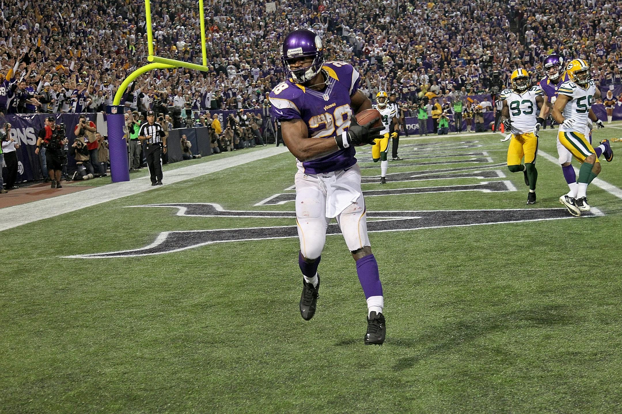 Vikings running back Adrian Peterson