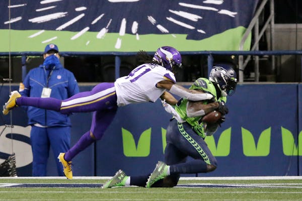 Film review: Vikings' calls, secondary held down Russell Wilson, until they didn't