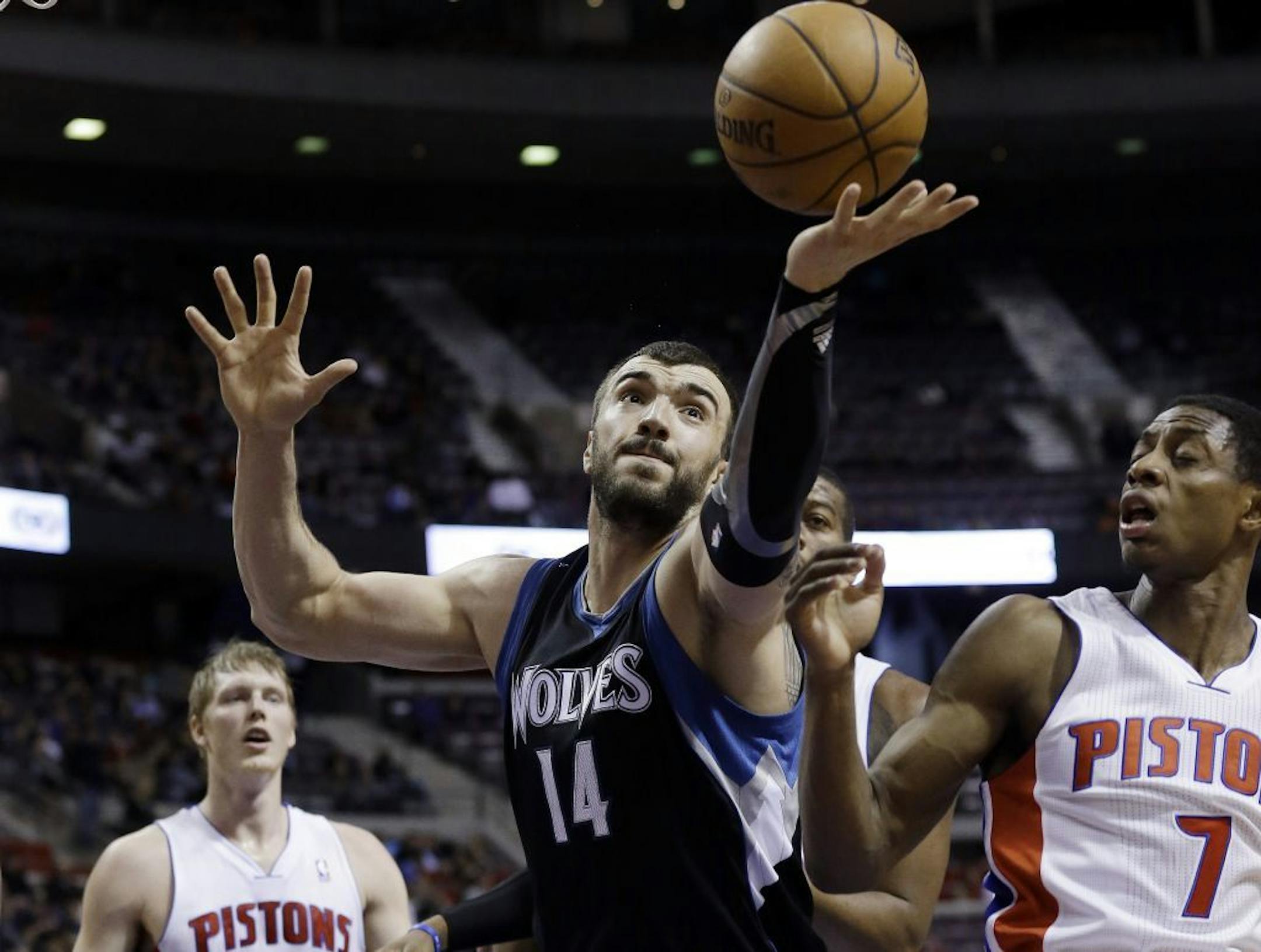 Timberwolves center Nikola Pekovic