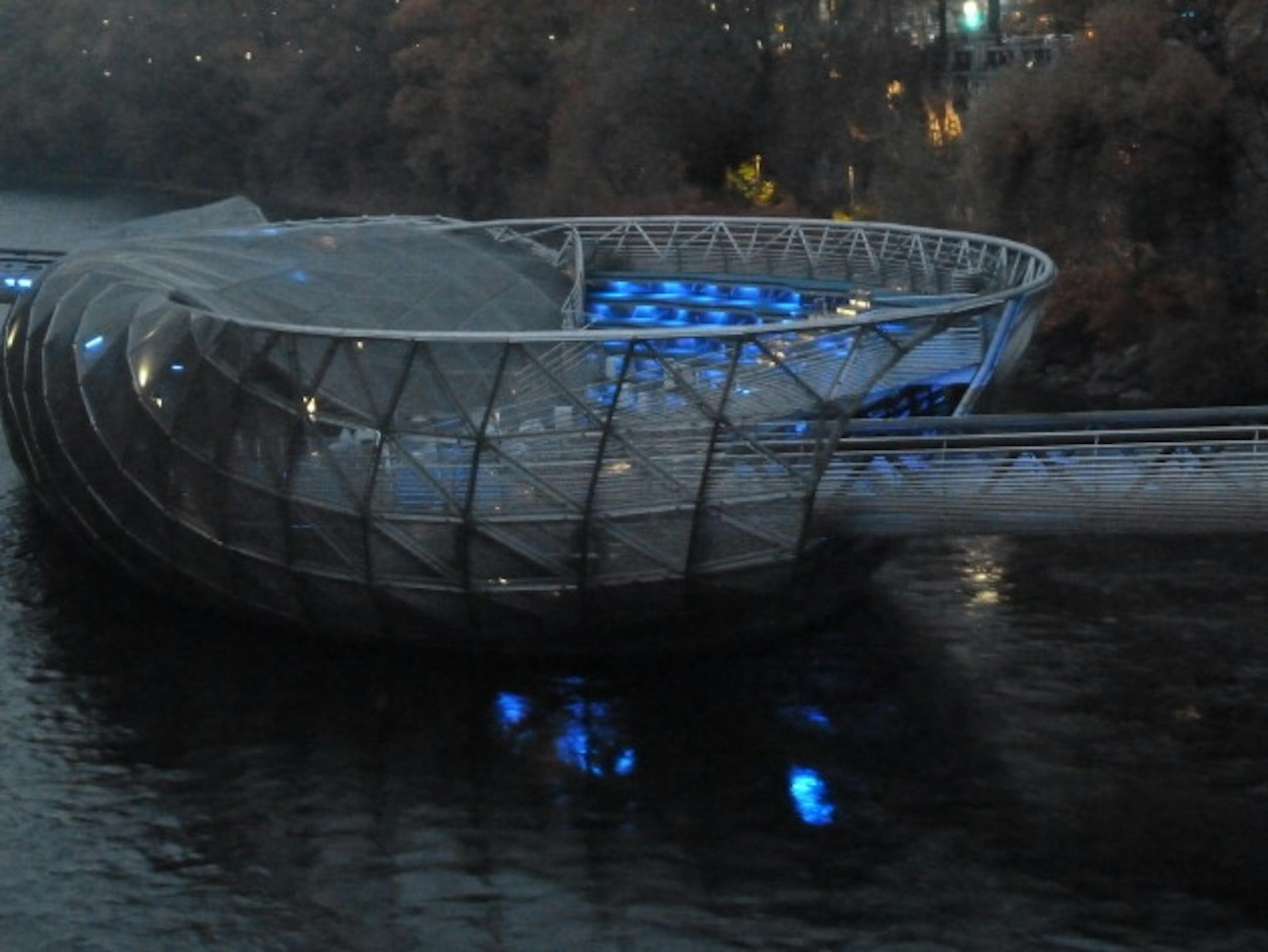 The Island: a bar built in the very middle of the Mur River.