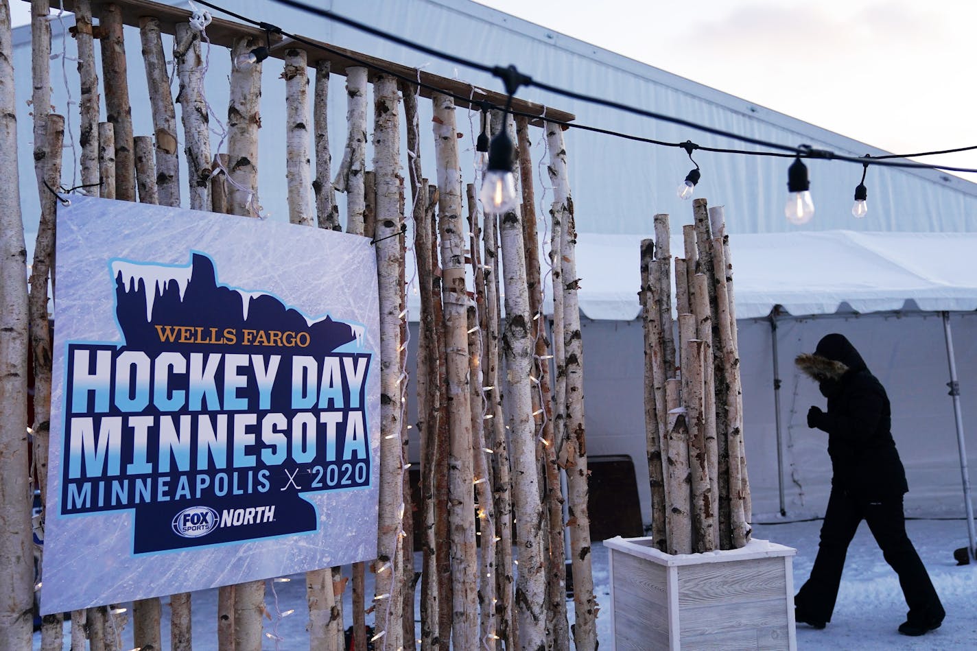 The Minnesota Golden Gophers women's hockey team played Ohio State in an outdoor game on Minnesota Hockey Day Saturday at Parade Stadium in Minneapolis. ] ANTHONY SOUFFLE • anthony.souffle@startribune.com The Minnesota Golden Gophers women's hockey team played Ohio State in an outdoor game on Minnesota Hockey Day Saturday, Jan. 18, 2020 at Parade Stadium in Minneapolis.