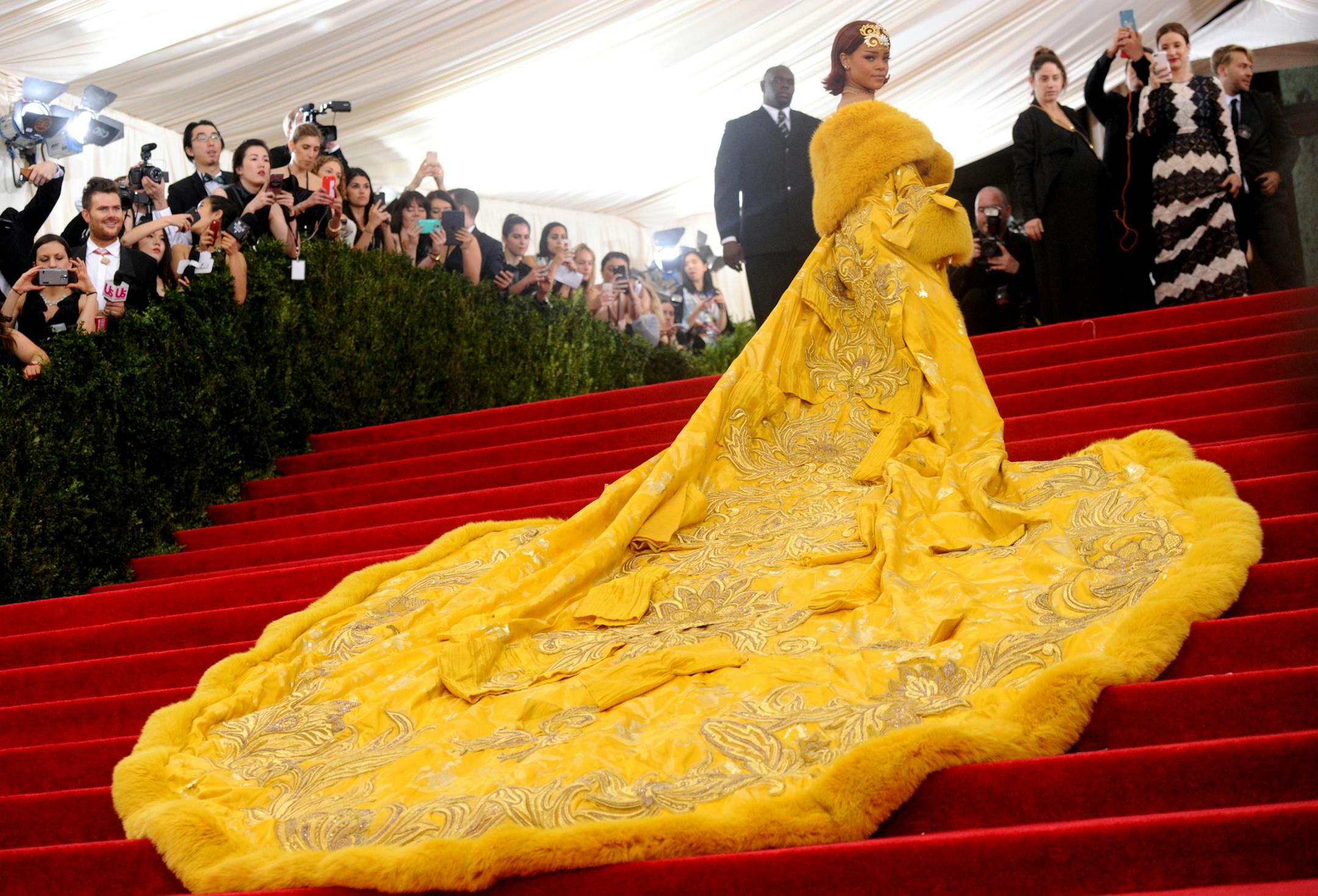 Rihanna arrives at The Metropolitan Museum of Art's Costume Institute benefit gala celebrating "China: Through the Looking Glass" on Monday, May 4, 2015, in New York. (Photo by Charles Sykes/Invision/AP)