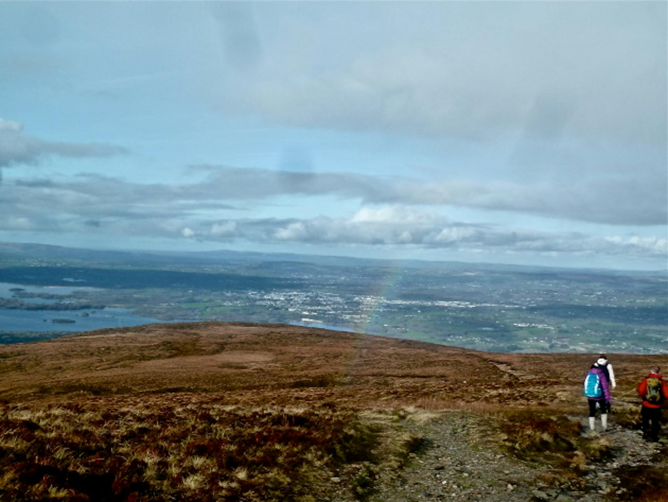 Look! Can you see the rainbow?