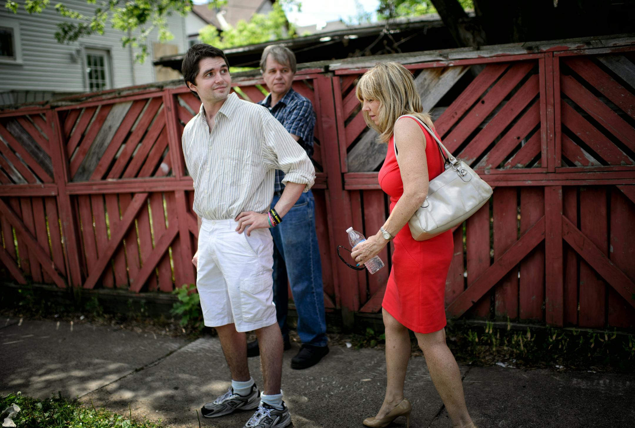Ray Widstrand looked back at his old apartment from the spot where he was brutally beaten which destroyed a third of his skull. It's been a year since the near-fatal beating of Ray Widstrand horrified the Payne-Phalen neighborhood on the East Side of St. Paul. Widstrand has just finished physical therapy and trying to start over. ] GLEN STUBBE * gstubbe@startribune.com July 22, 2014