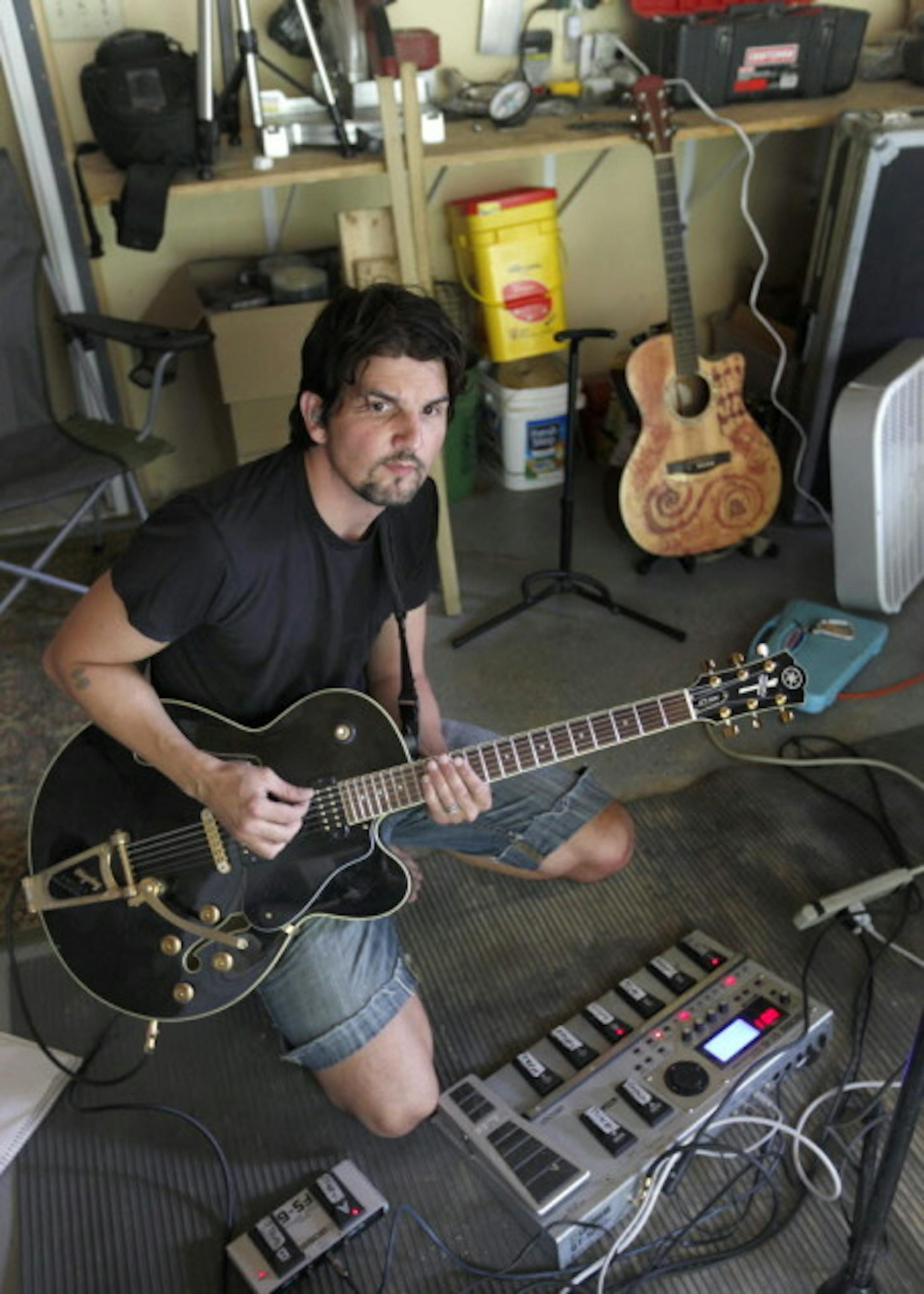 Craig Minowa rehearsing at home last summer. / By Tom Wallace, Star Tribune