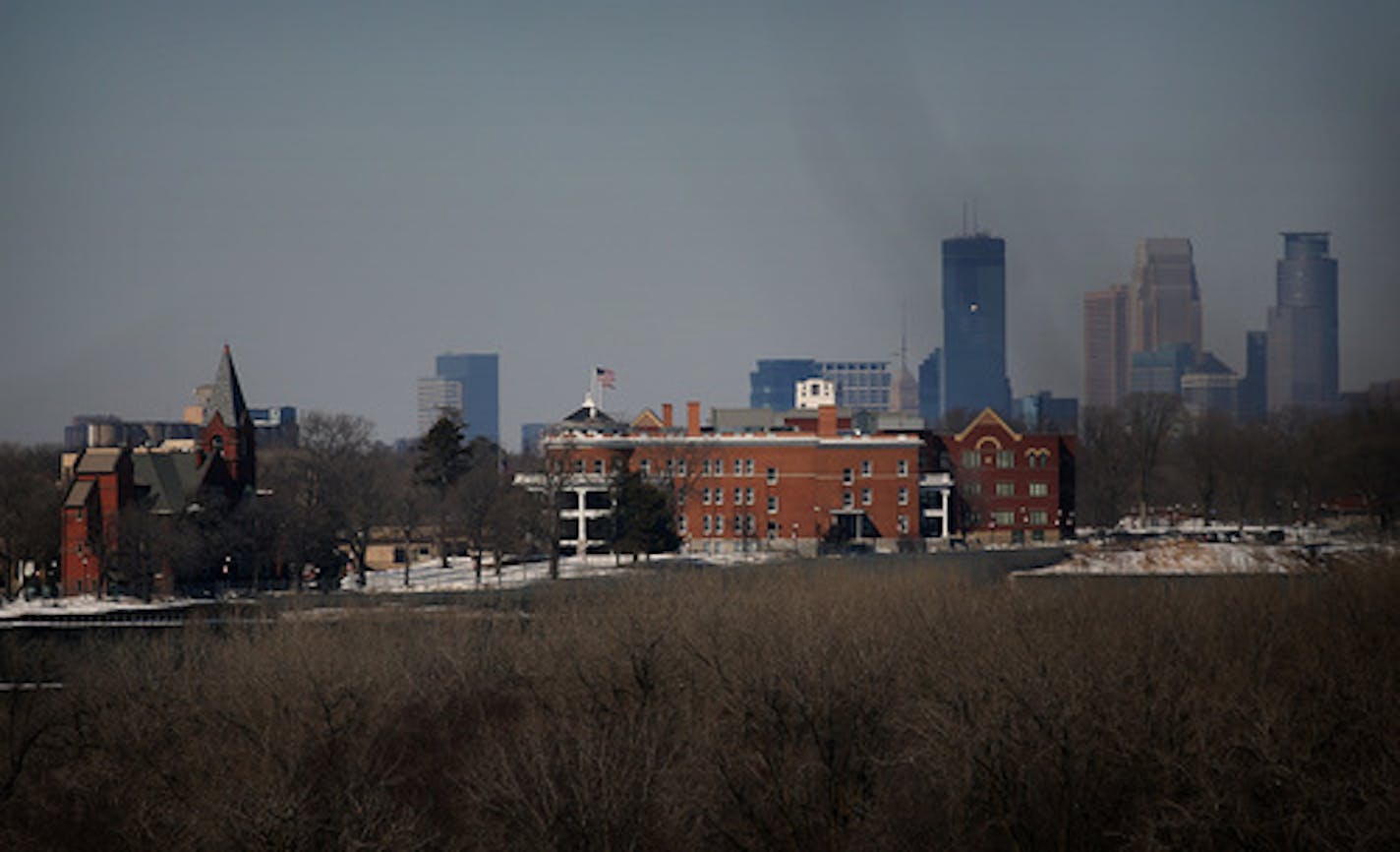 Four residents of the state veterans&#xe2;&#x20ac;&#x2122; home in Minneapolis died over the weekend and scores of staff employees called in sick from a possible outbreak of a highly contagious foodborne illness that is particularly dangerous to the sick and elderly. A partial quarantine of the facility also has been ordered, which officials said is likely to last as long as two weeks. The Minnesota Department of Health confirmed today that it is investigating the four deaths as a possible outbr