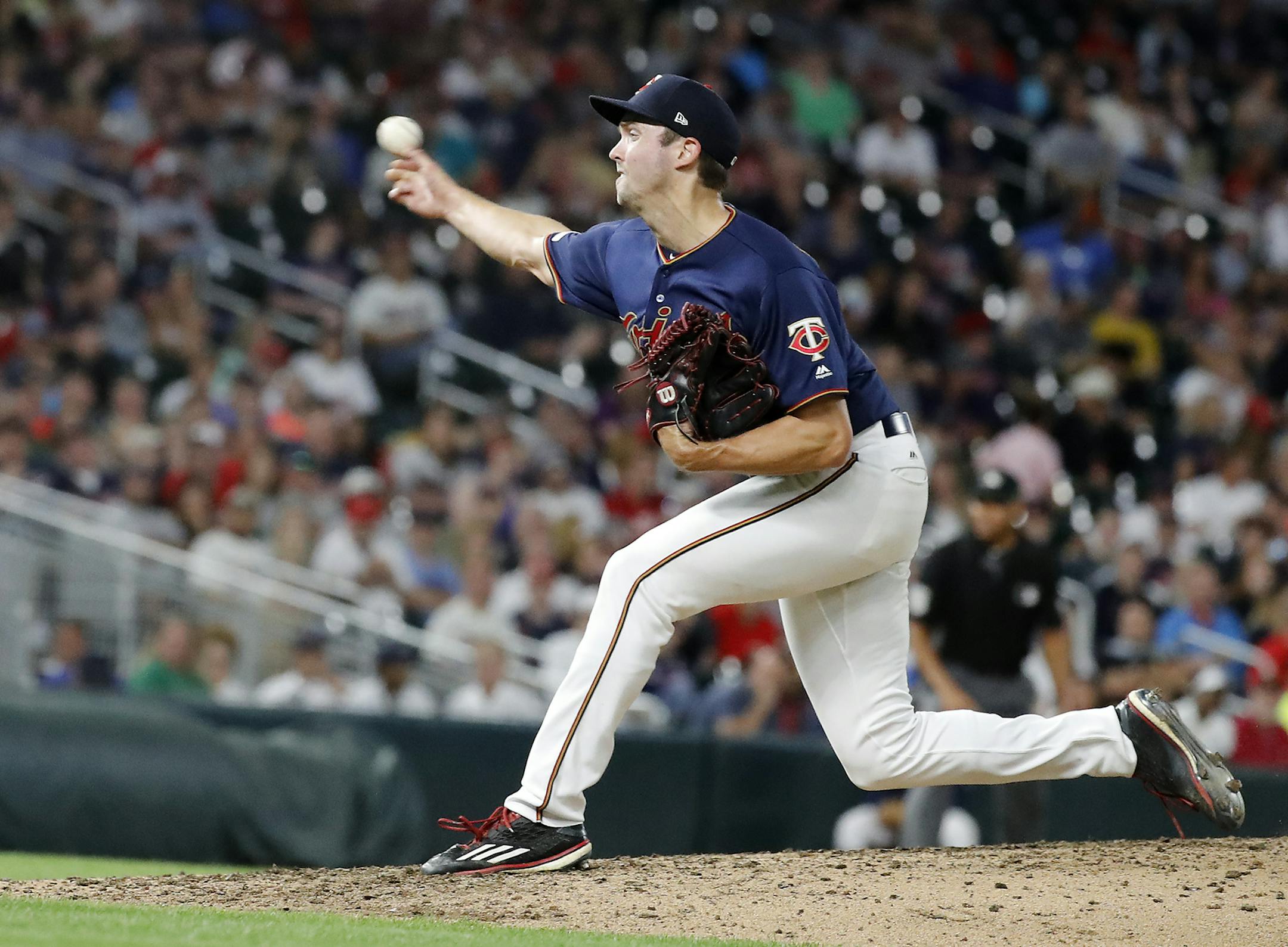 Minnesota Twins relief pitcher Sean Poppen (71) pitches in the sixth inning. ] LEILA NAVIDI &#x2022; leila.navidi@startribune.com BACKGROUND INFORMATION: The Minnesota Twins play the Boston Red Sox at Target Field in Minneapolis on Wednesday, June 19, 2019. The Boston Red Sox won 9-4.