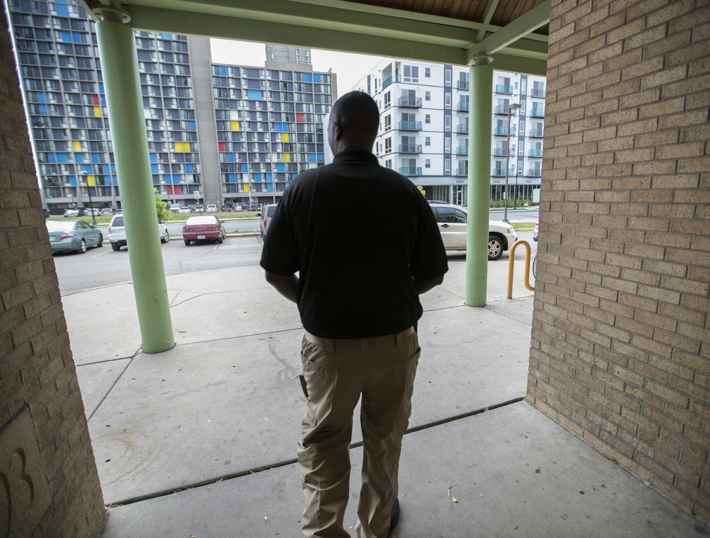 Abdi Mohamed, community liaison for the Hennepin County Sheriff&#x2019;s office, walked out of the Brian Coyle Center on Tuesday July 19, 2016, in Minneapolis, Minn. ] RENEE JONES SCHNEIDER &#x2022; renee.jones@startribune.com