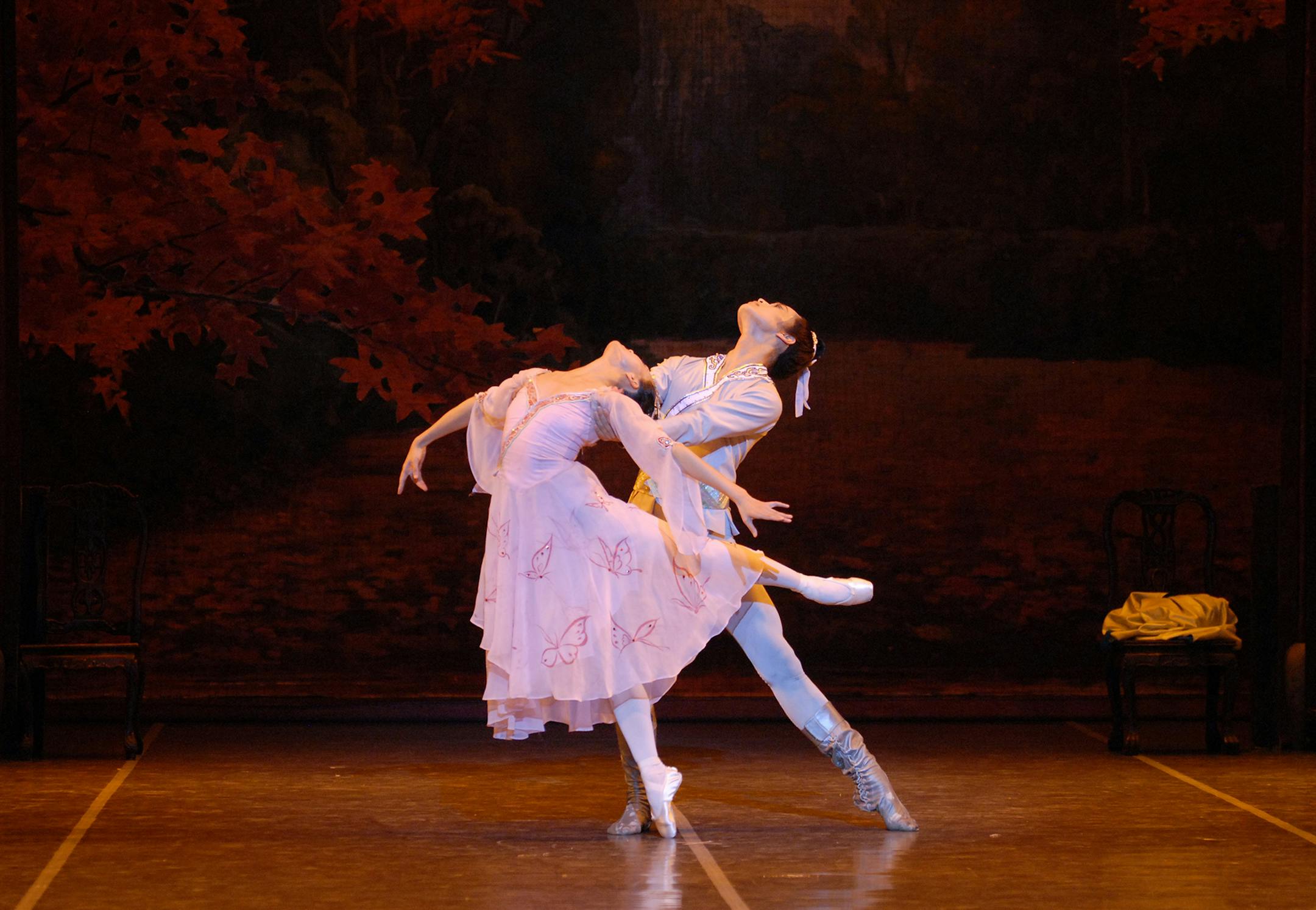 Shanghai Ballet in Butterfly Lovers. Photo provided by Shanghai Ballet.