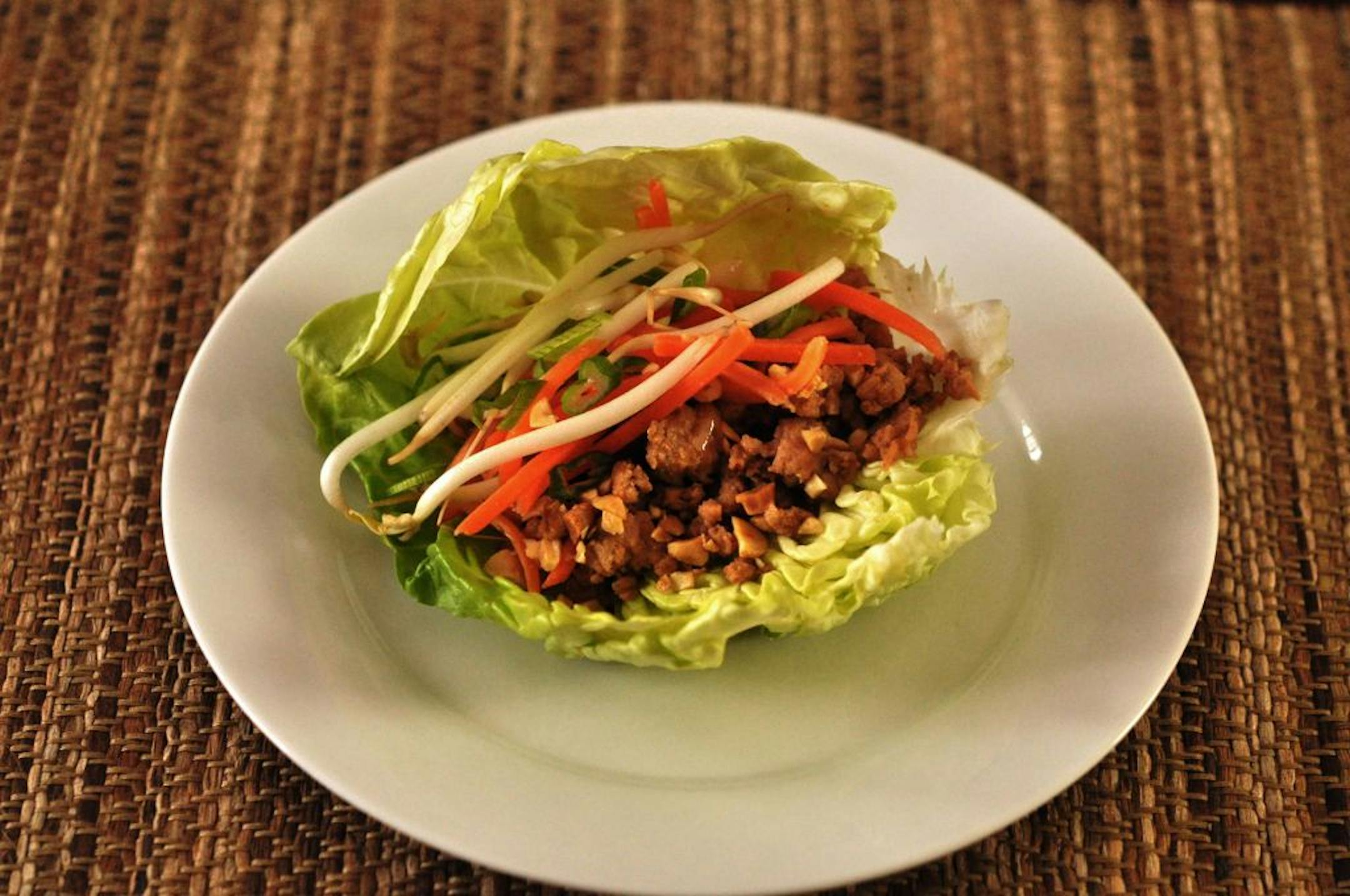 Asian lettuce cups for healthy0315