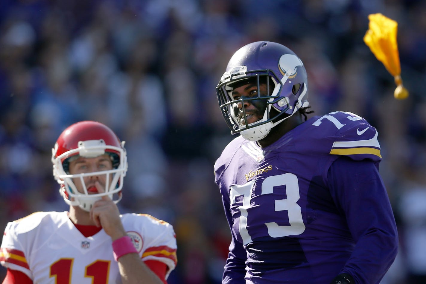 Vikings defensive tackle Sharrif Floyd (73)