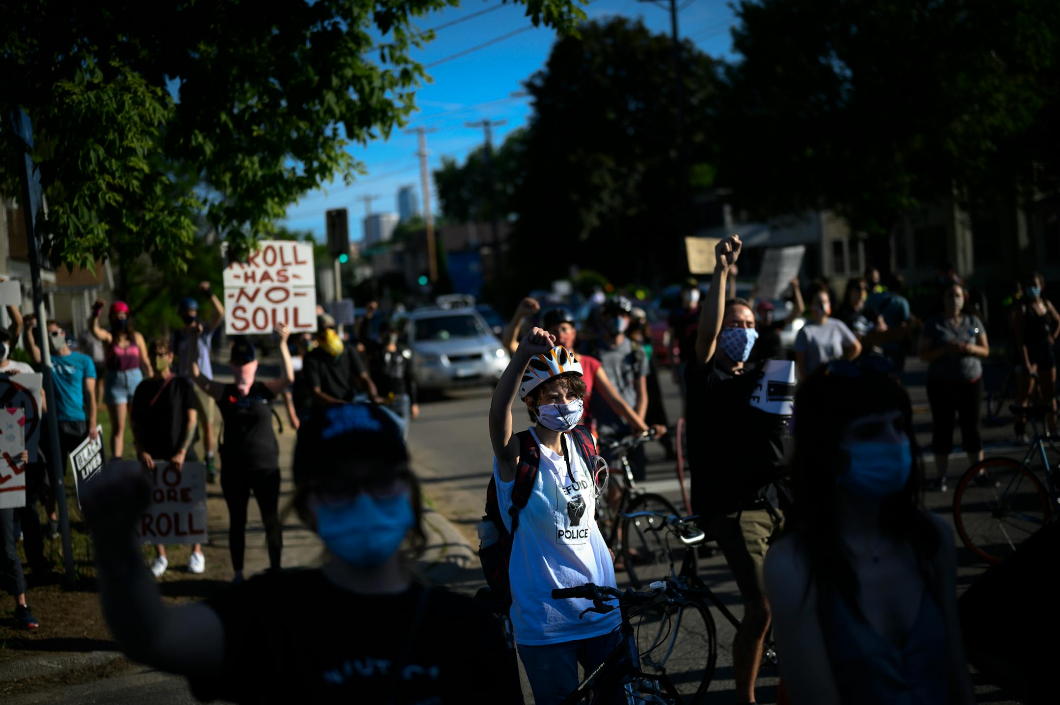 Hundreds gathered outside the Minneapolis Police Union headquarters to protest against its president, Bob Kroll. ]
aaron.lavinsky@startribune.com Protesters took part in a "Bob KKKroll Must Go!" rally against the Minneapolis Police Union and its president outside the union headquarters on Friday, June 12, 2020 in Minneapolis, Minn.
