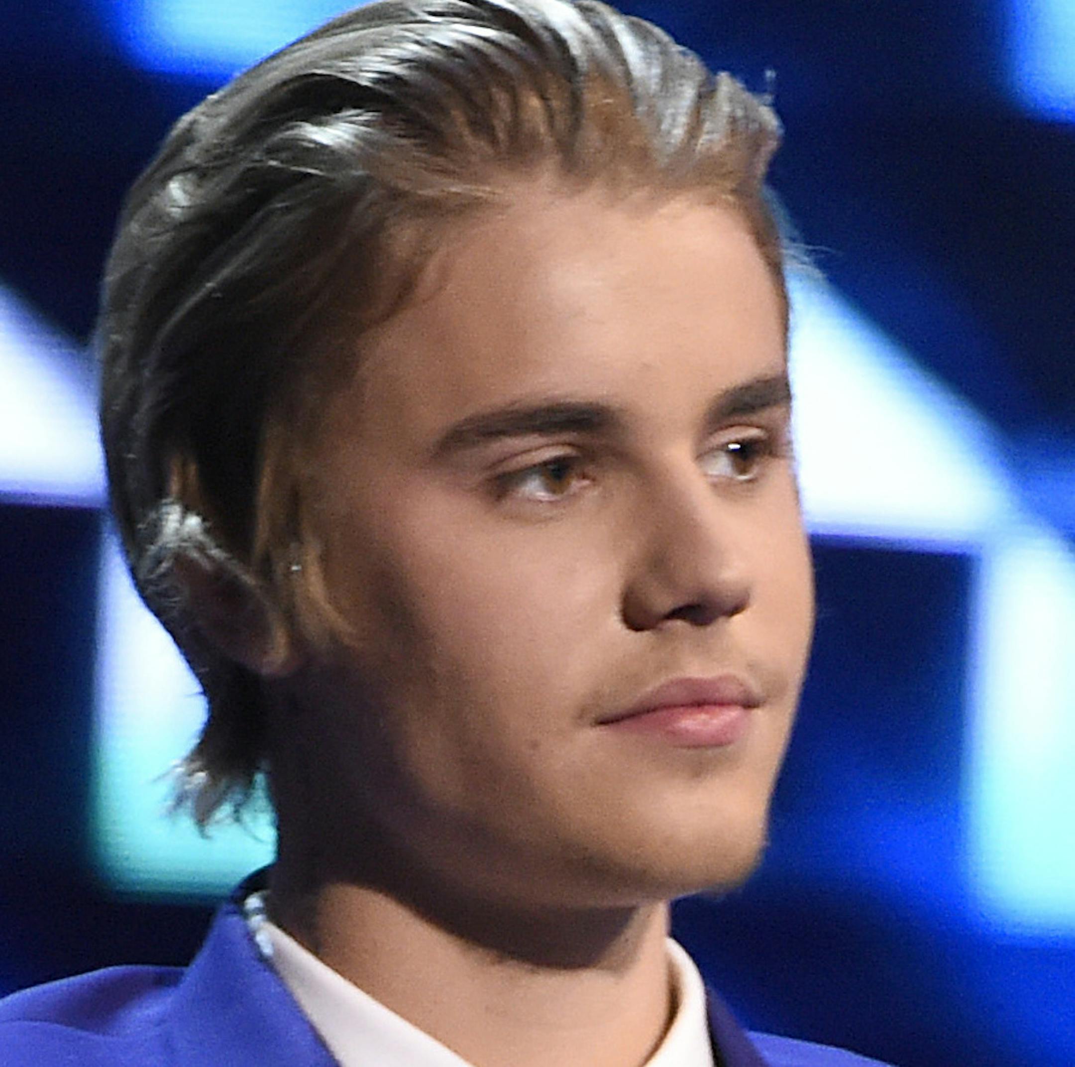Justin Bieber appears on stage at the Comedy Central Roast of Justin Bieber at Sony Pictures Studios on Saturday, March 14, 2015, in Culver City, Calif. (Photo by Chris Pizzello/Invision/AP)