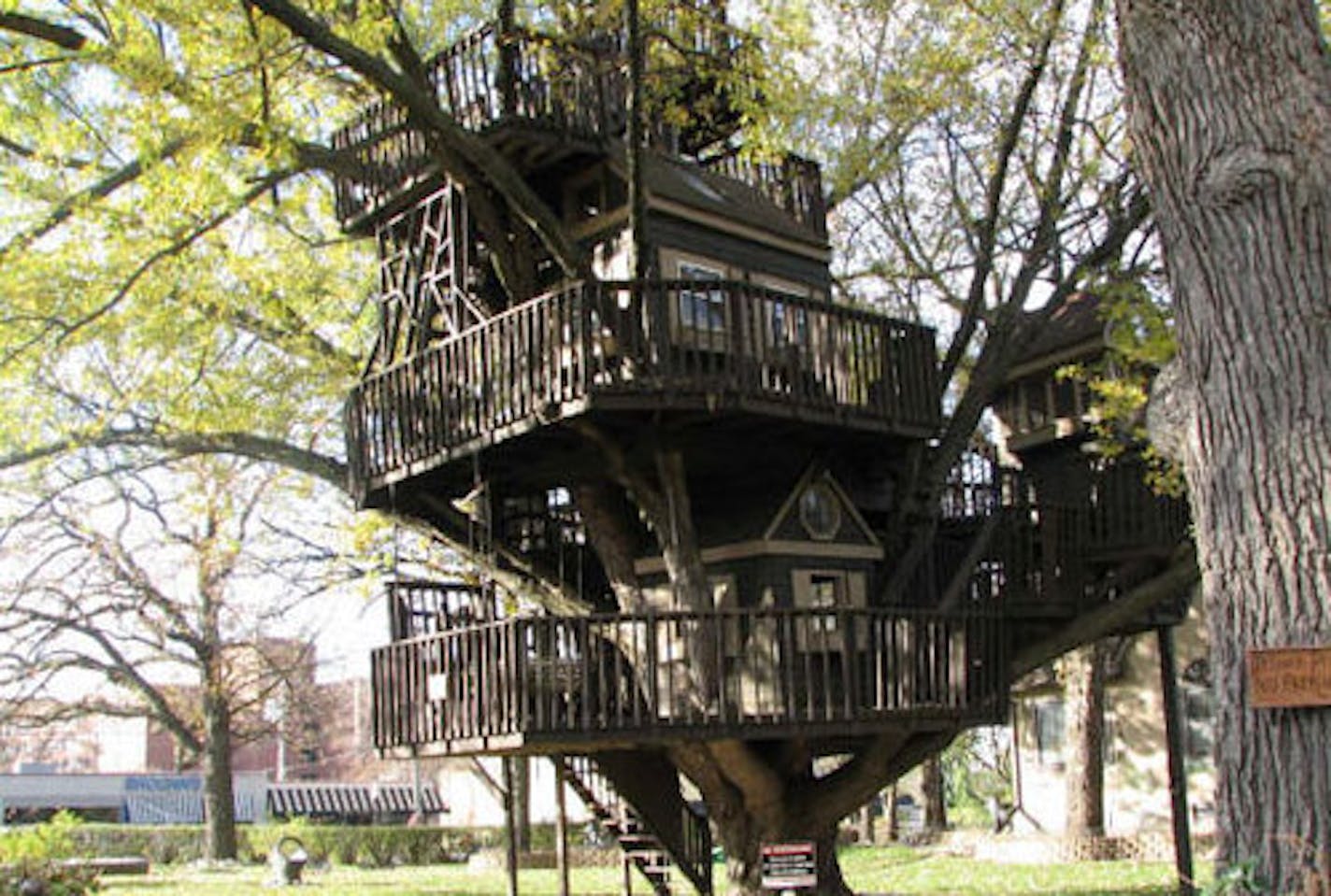 Photo by Mark Tucker courtesy of the St. Louis Park Historical Society Mark Tucker's treehouse on Minnetonka Boulevard in St. Louis Park is slowly coming down after almost 30 years. ORG XMIT: MIN1404041851261322