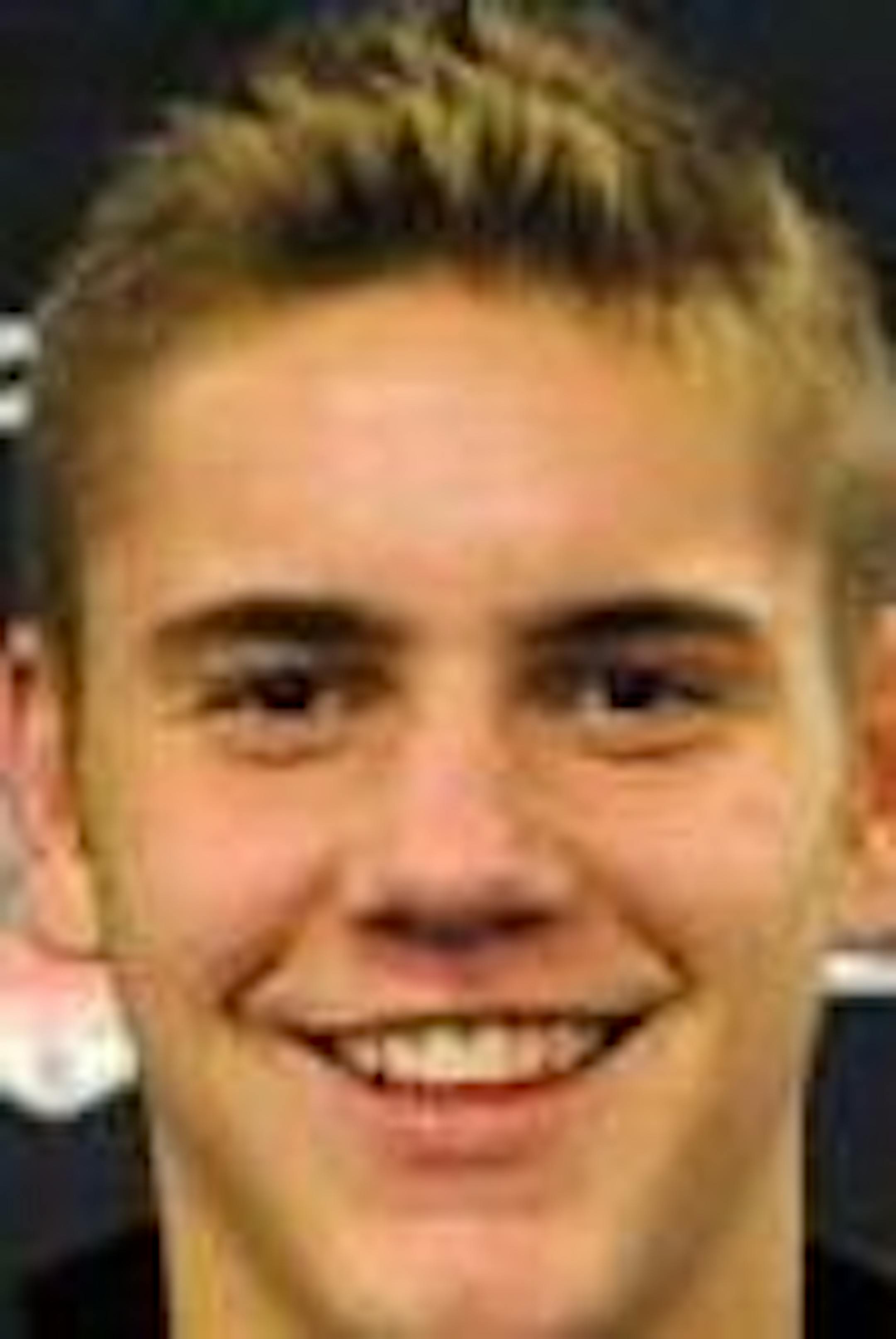 Zach Driscoll, Eastview hockey