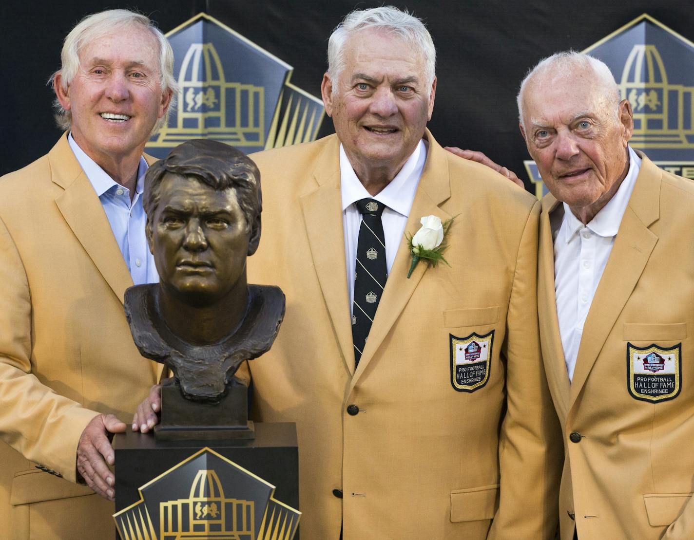 Former Vikings center Mick Tingelhoff was inducted into the NFL Hall of Fame Saturday night in Canton Ohio. Presenter former Quarterback Fran Tarkenton (left) and former vikings coach Bud Grant (right).] Tingelhoff played from 1962-78 and was All-Pro five times. He played in six Pro Bowls and never missed a game for the 17 seasons he played. Tingelhoff was eligible in 1984 and waited 31 years for his enshrinement Saturday night in Canton. ] The 2015 NFL Hall of Fame Class of 2015 Enshrinees - Je