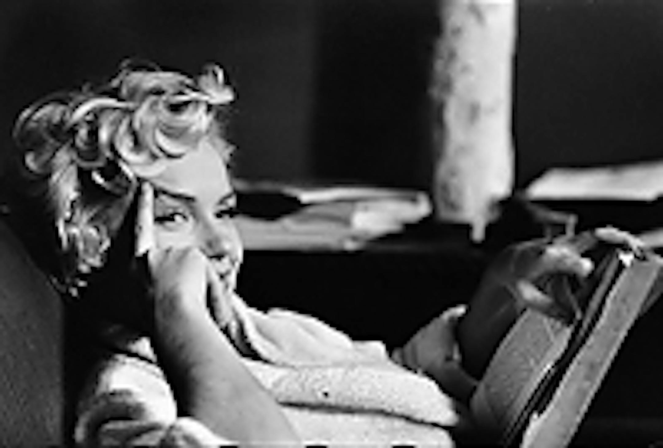 Elliott Erwitt photo of Marilyn Monroe, 1956.
